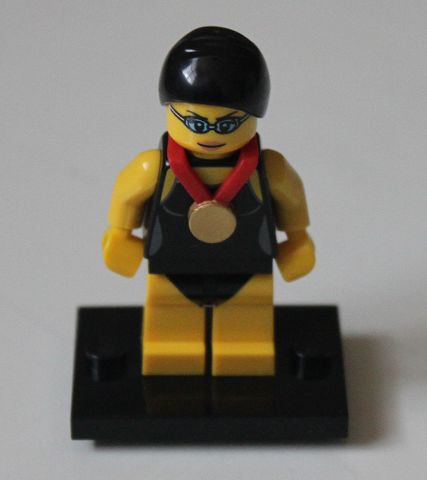 LEGO 8831 Minifigurky série 7 - 1. Plavkyně