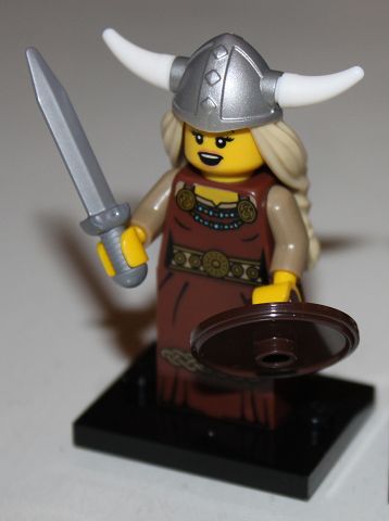LEGO 8831 Minifigurky série 7 - 13. Vikinkská žena