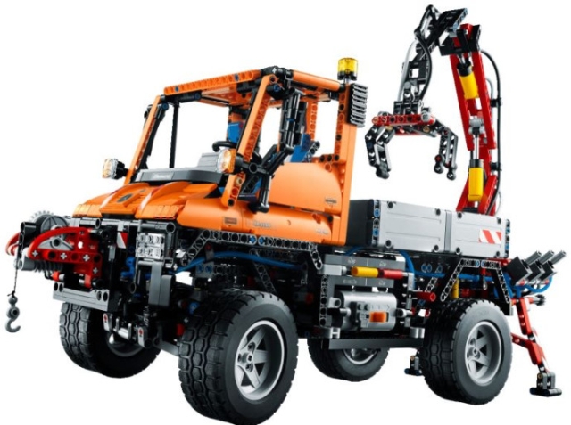 LEGO 8110 Technic - Mercedes-Benz Unimog U 400