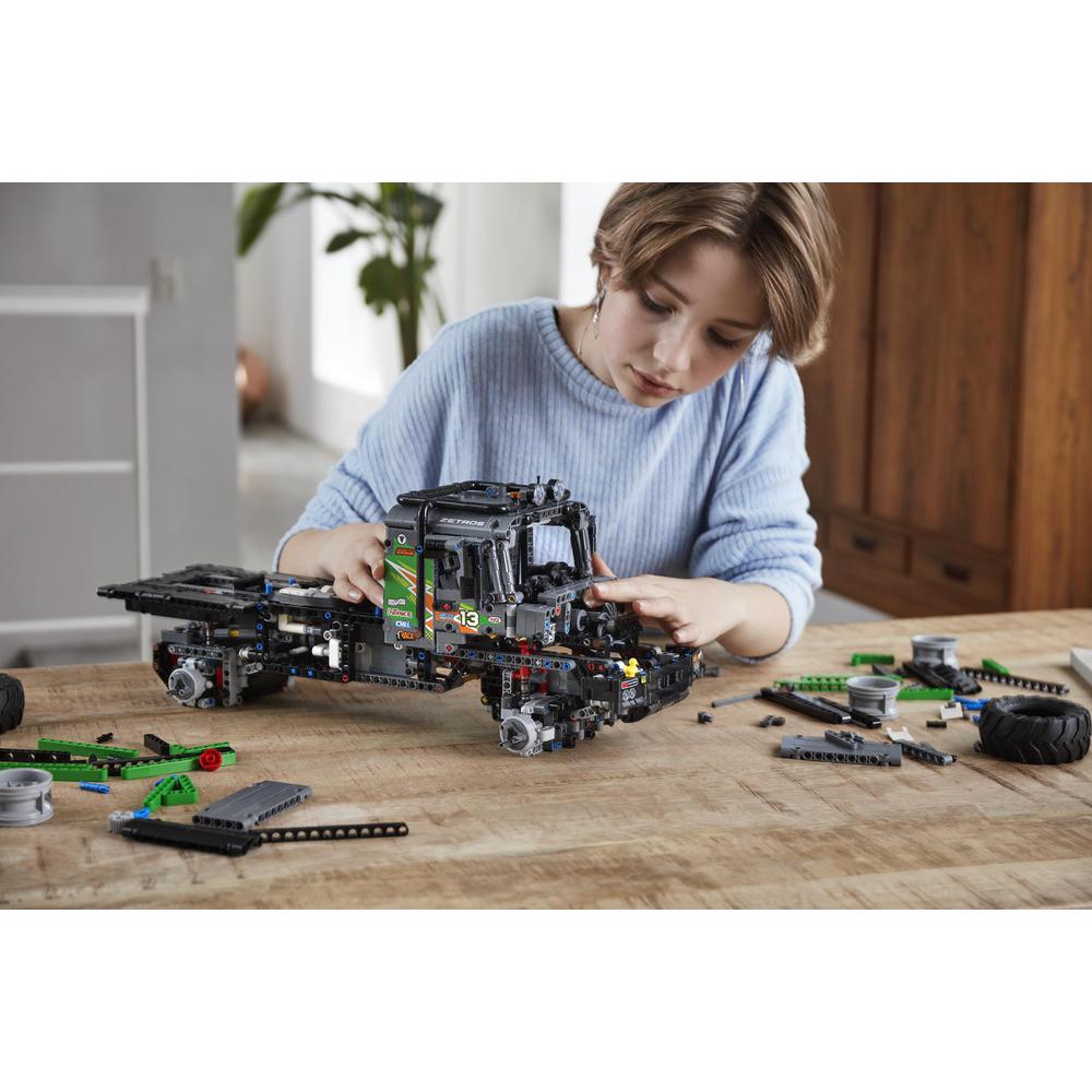 LEGO® TECHNIC 42129 Truck trialový vůz Mercedes-Benz Zetros 4x4
