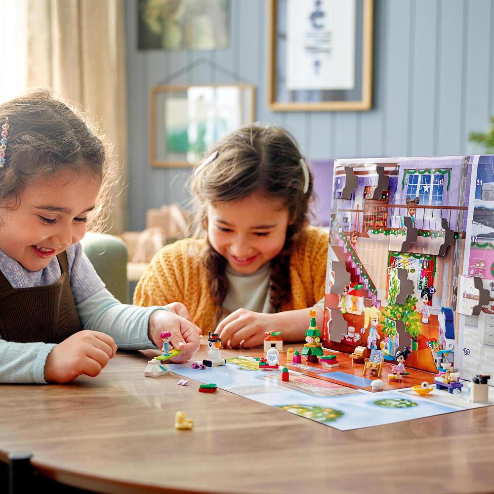 LEGO® Friends 41690 Adventní kalendář
