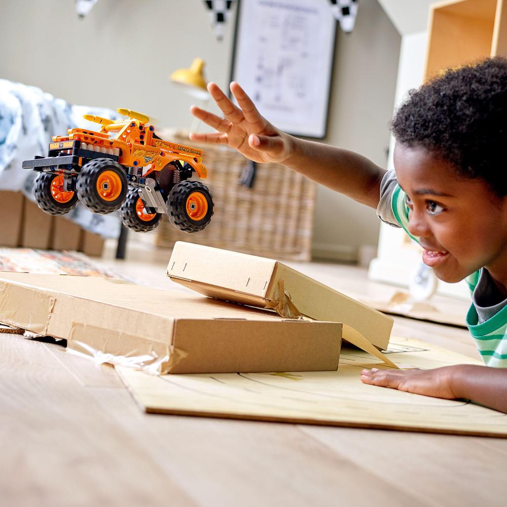 LEGO® TECHNIC 42135 Monster Jam™ El Toro Loco™