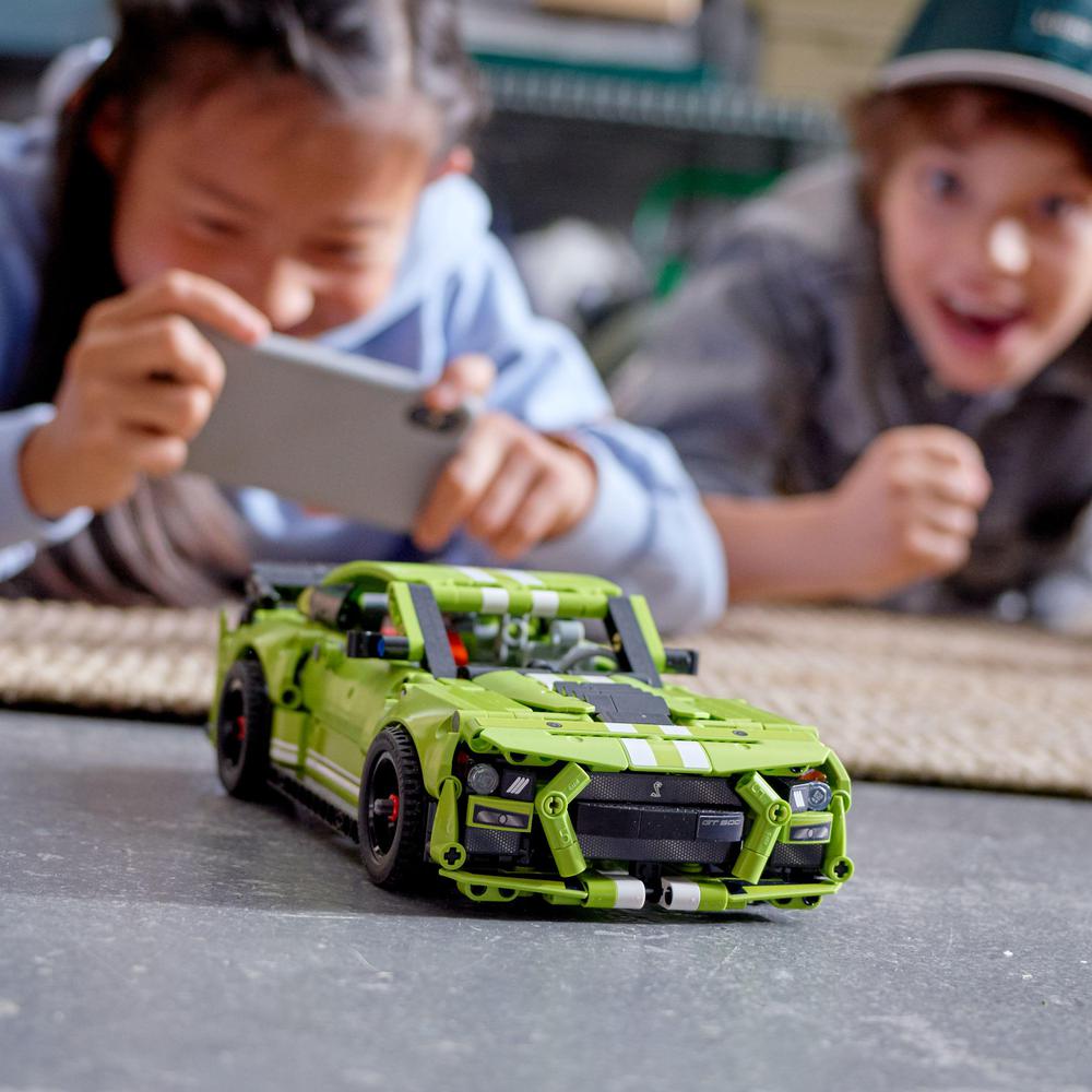 LEGO® TECHNIC 42138 Ford Mustang Shelby® GT500®