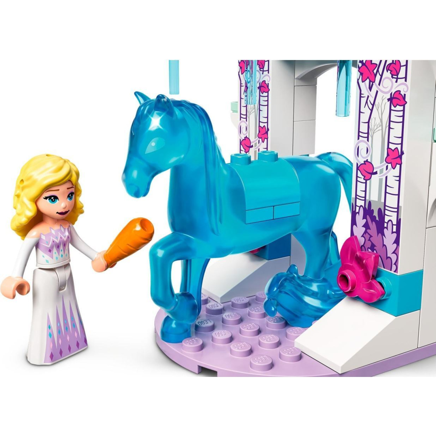 LEGO® Disney 43209 Ledová stáj Elsy a Nokka