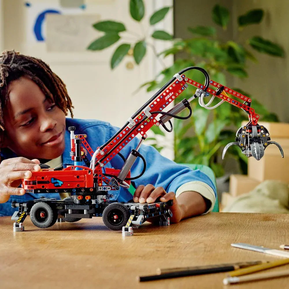 LEGO® TECHNIC 42144 Bagr s drapákem