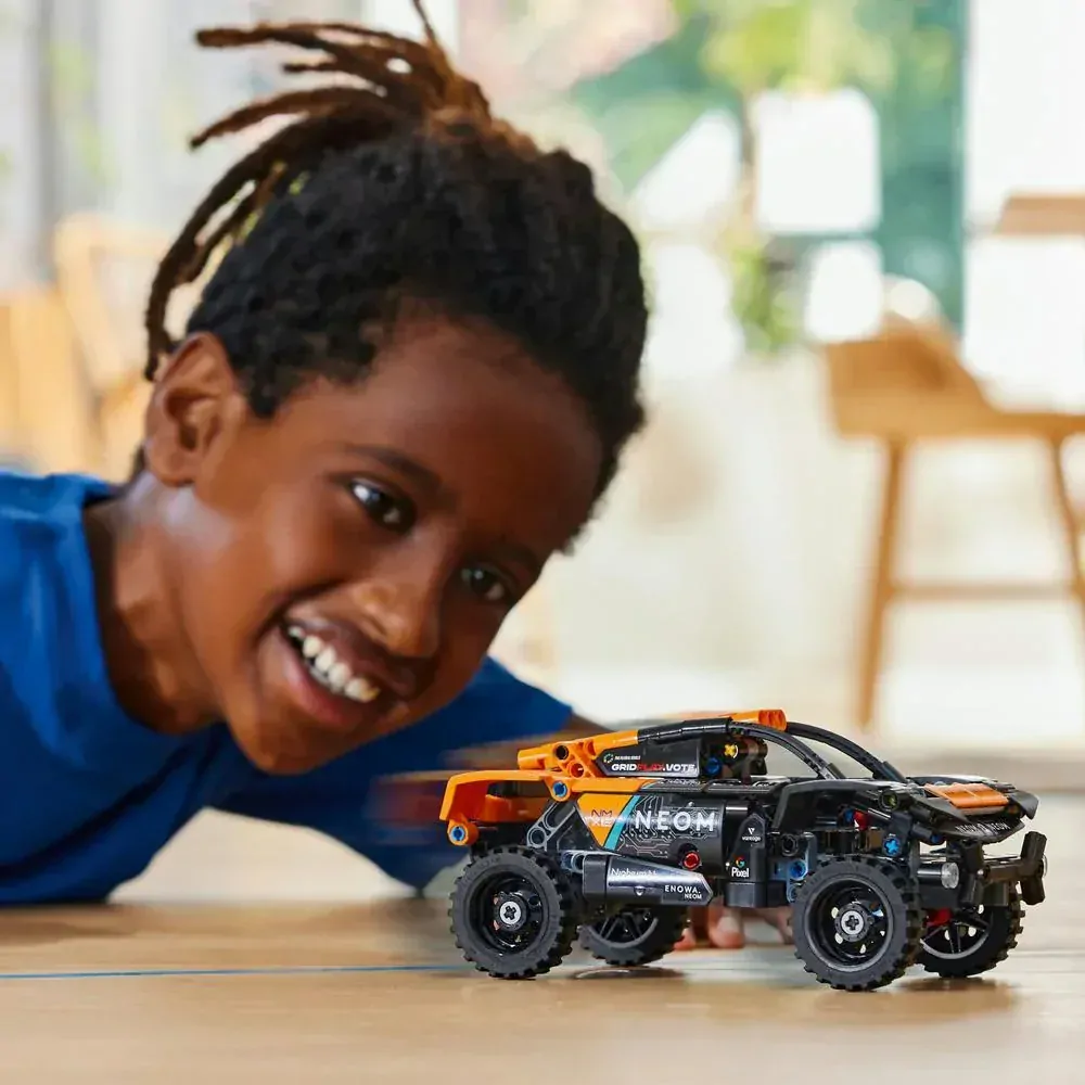 LEGO® TECHNIC 42166 NEOM McLaren Extreme E Race Car