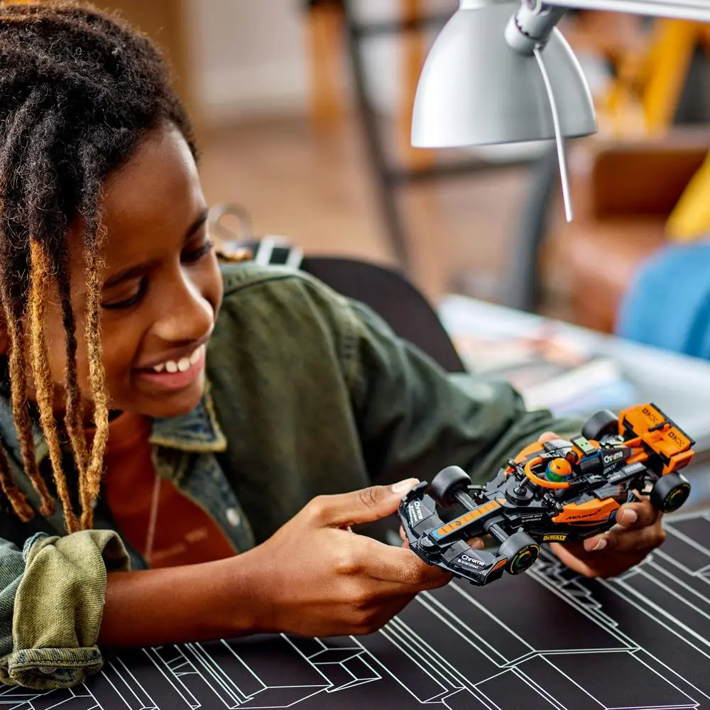 LEGO® Speed Champions 76919 Závodní auto McLaren Formule 1 2023