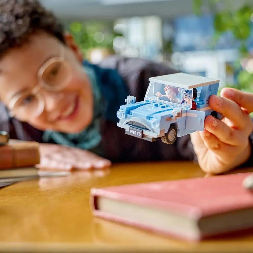LEGO® Harry Potter™ 76424 Létající automobil Ford Anglia™
