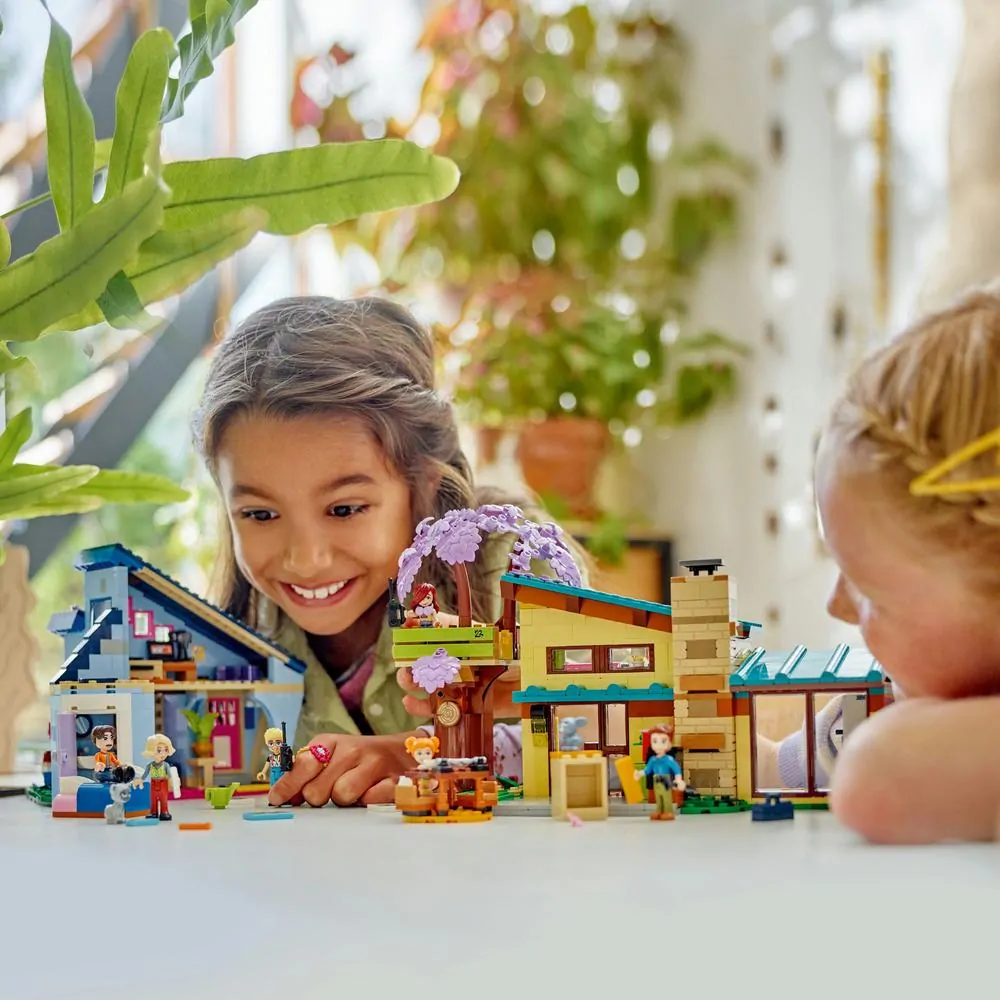 LEGO® Friends 42620 Rodinný dům Olly a Paisley