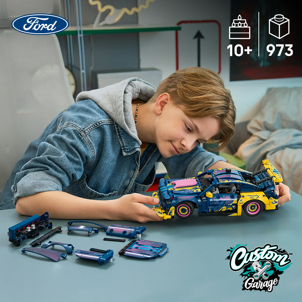 LEGO 42236 Technic Ford Mustang GT