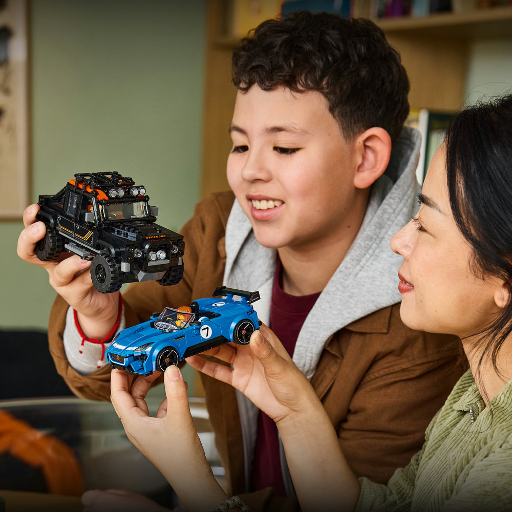 LEGO® SPEED CHAMPION 77264 Jaguar Project 7 a Land Rover Defender
