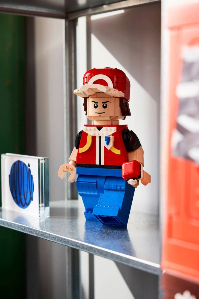LEGO® Pokémon™ 40868 Zvětšená minifigurka Reda