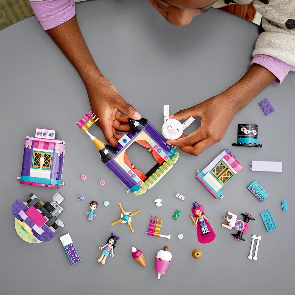 LEGO® Friends 41687 Kouzelné pouťové stánky