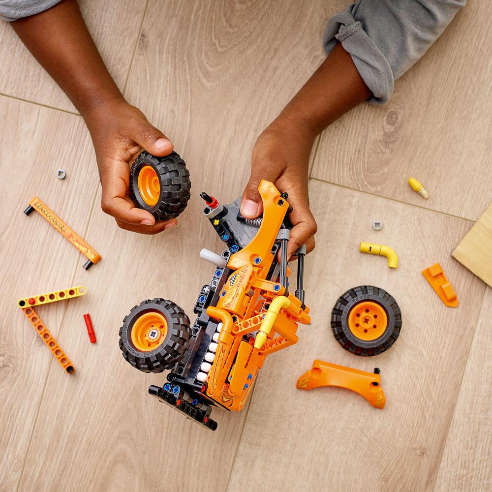 LEGO® TECHNIC 42135 Monster Jam™ El Toro Loco™