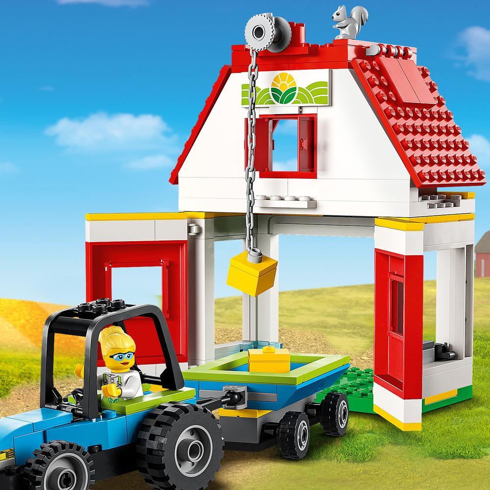 LEGO® CITY 60346 Stodola a zvířátka z farmy