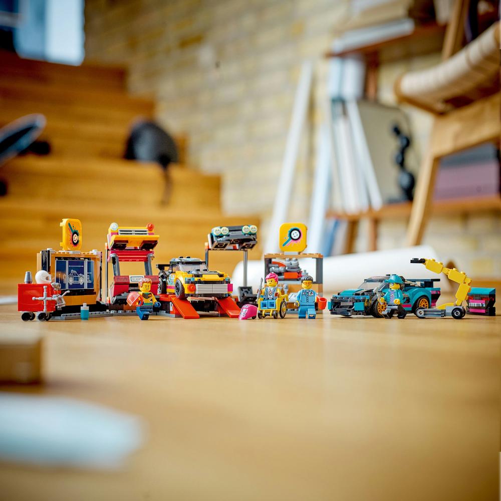 LEGO® CITY 60389 Tuningová autodílna