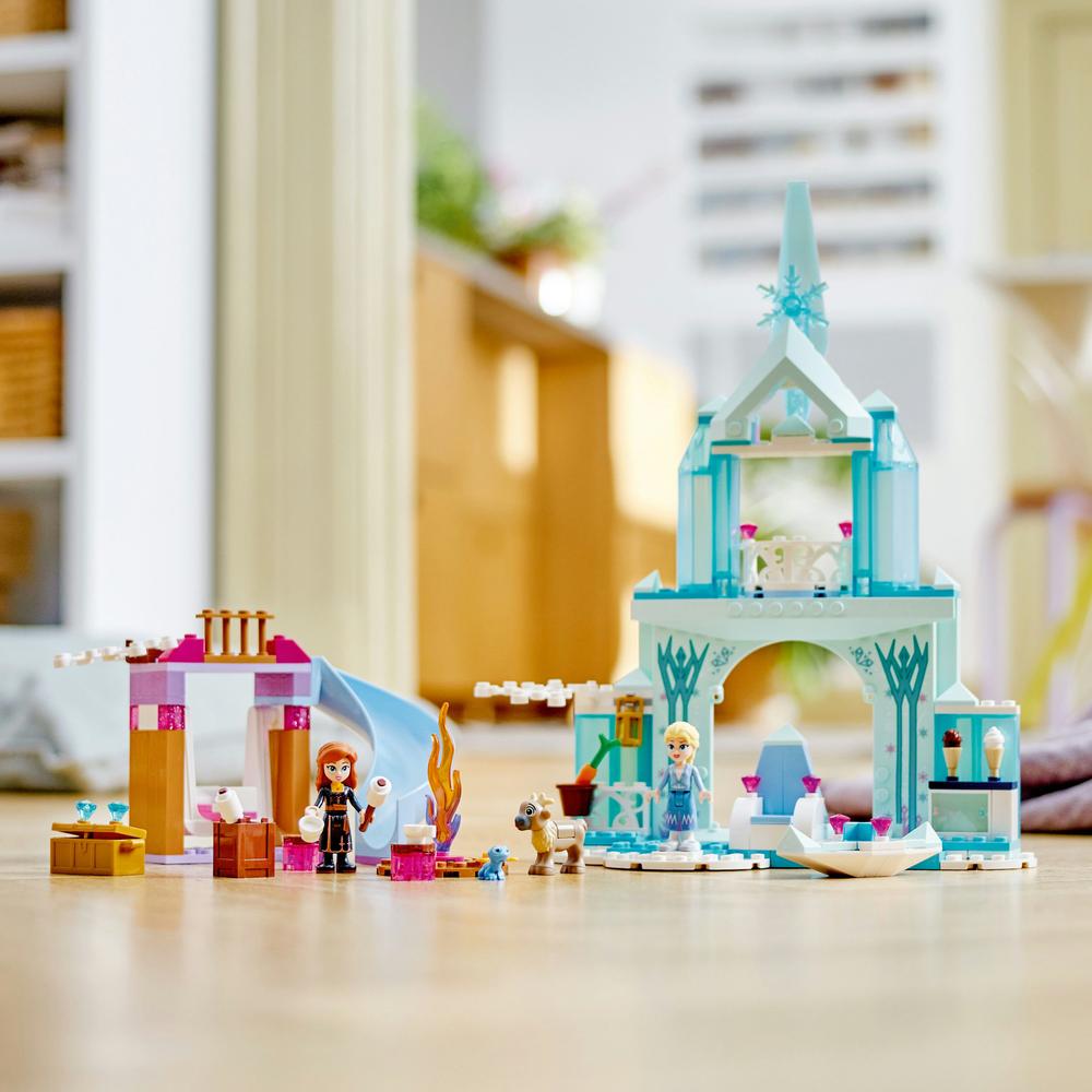 LEGO® Disney 43238 Elsa a hrad z Ledového království