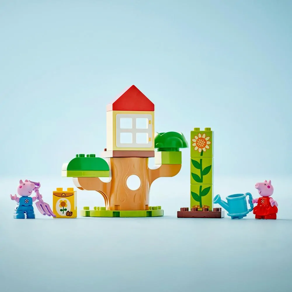 LEGO® DUPLO® 10431 Prasátko Peppa – zahrada a dům na stromě