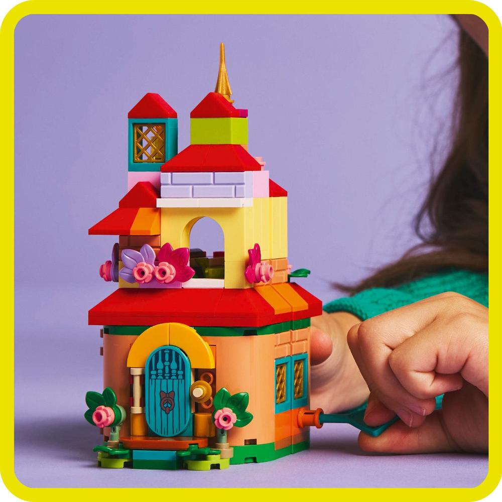 LEGO® ǀ Disney 43261 Miniaturní domeček z filmu Encanto