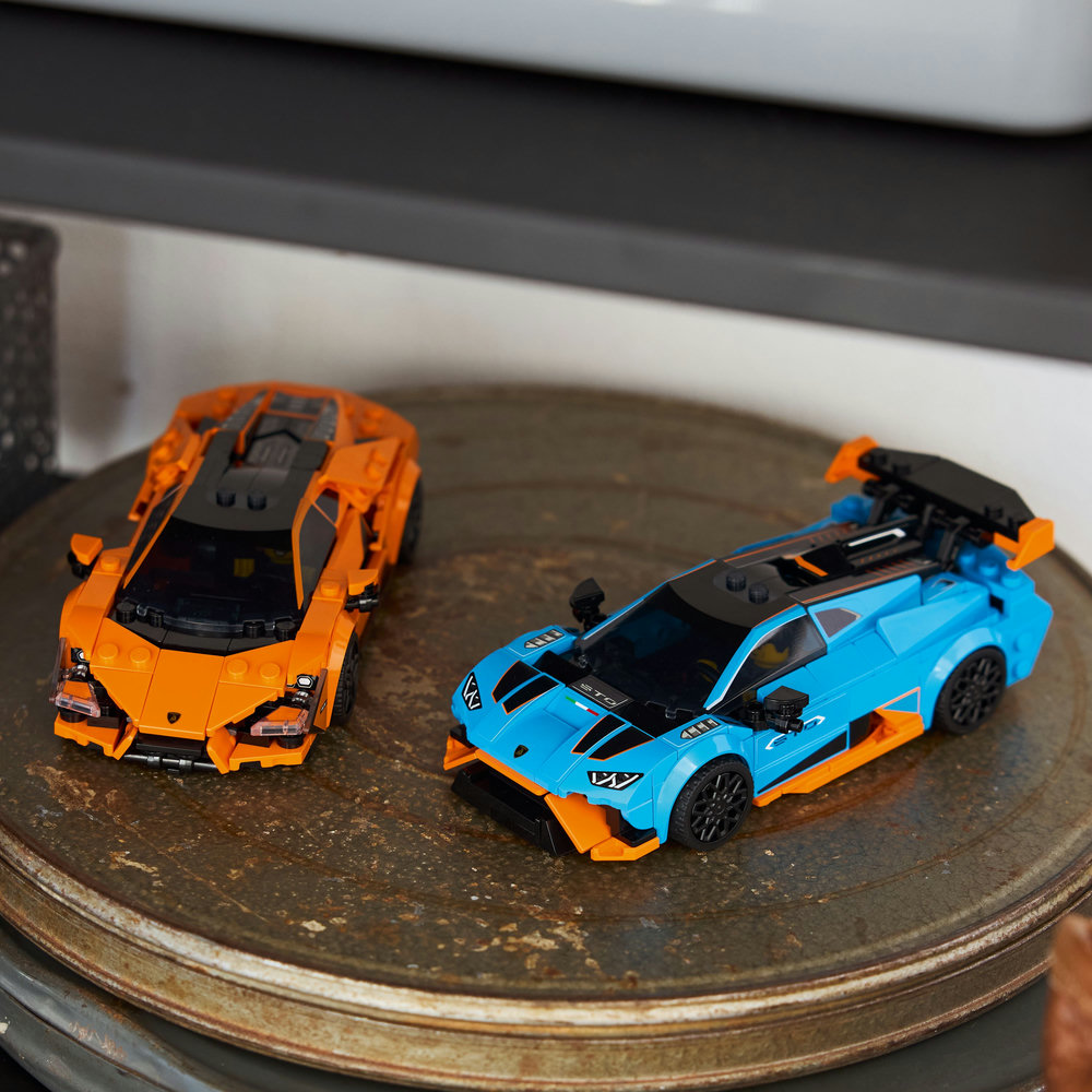 LEGO® Speed Champions 77238 Lamborghini Revuelto a Huracán STO