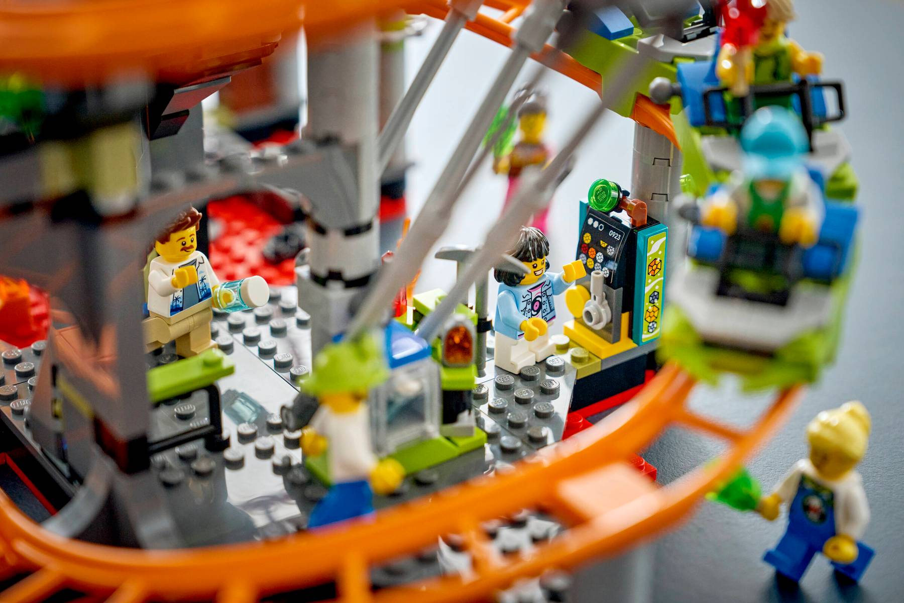 LEGO® 60501 CITY Zábavní park Lava Land s horskou dráhou