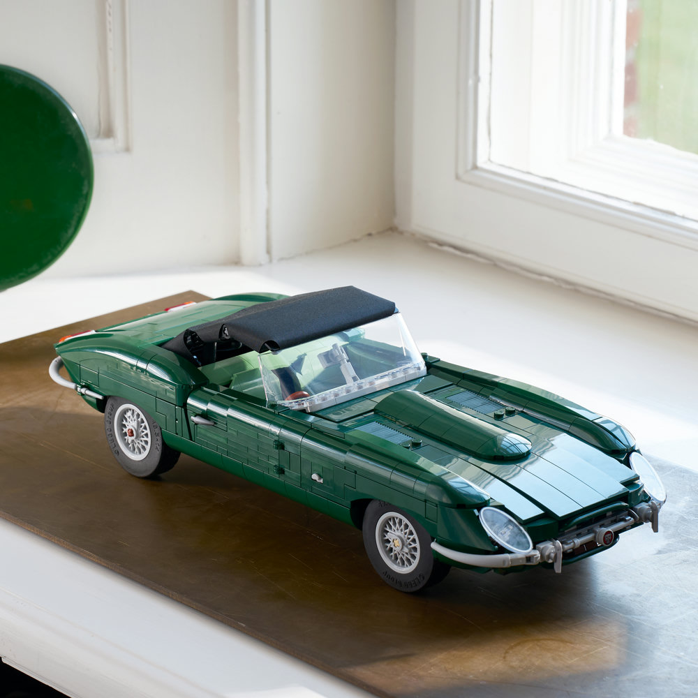 LEGO® Icons 11381 Jaguar E-Type
