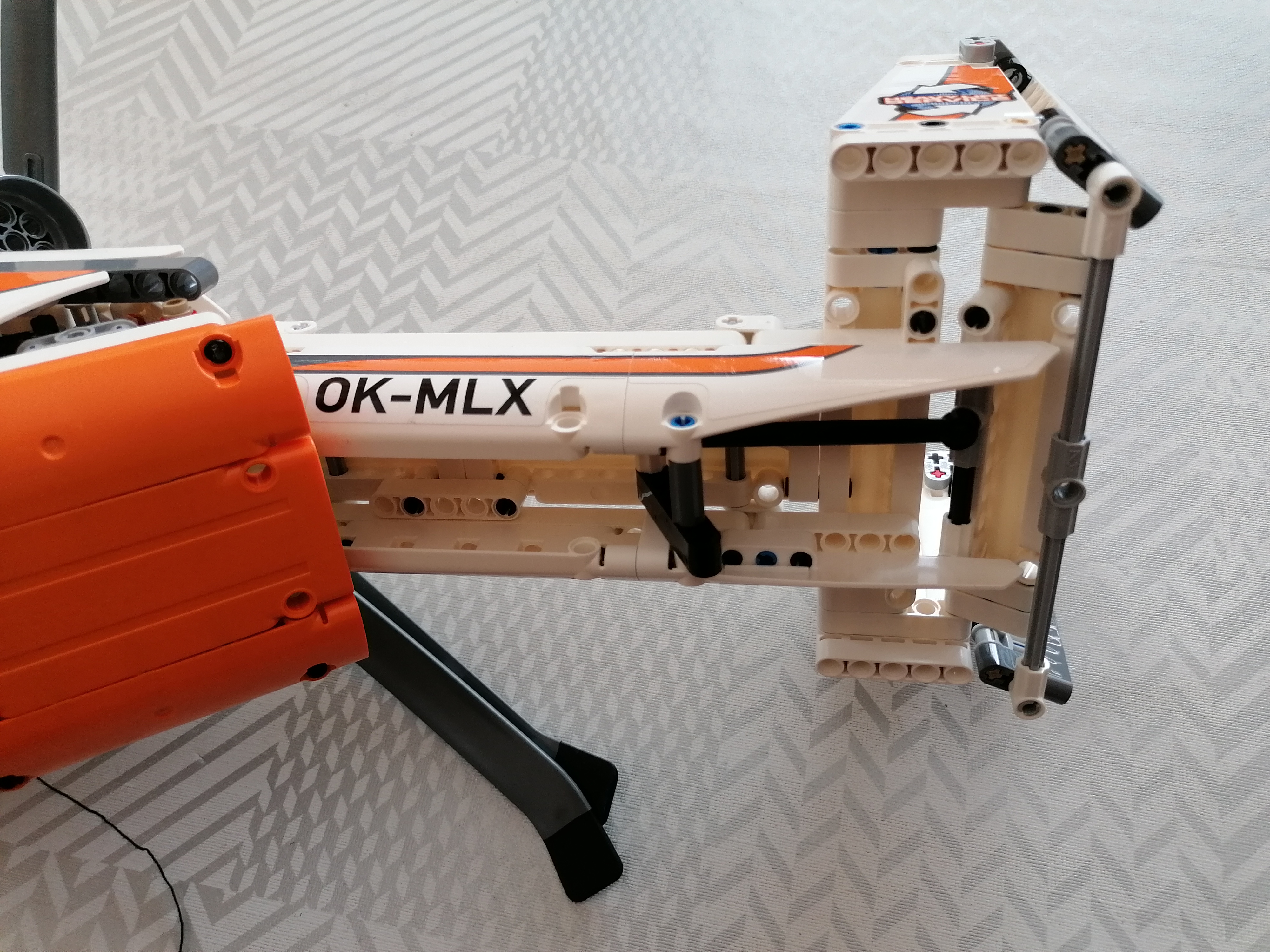 LEGO 42052 TECHNIC Helikoptéra pro těžké náklady- postavený bez boxu