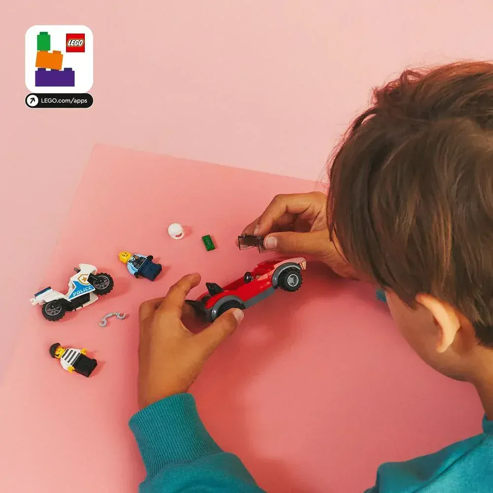 LEGO® CITY 60392 Honička auta s policejní motorkou