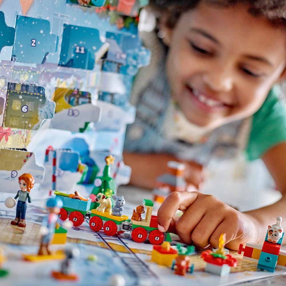 LEGO® Friends 41758 Adventní kalendář