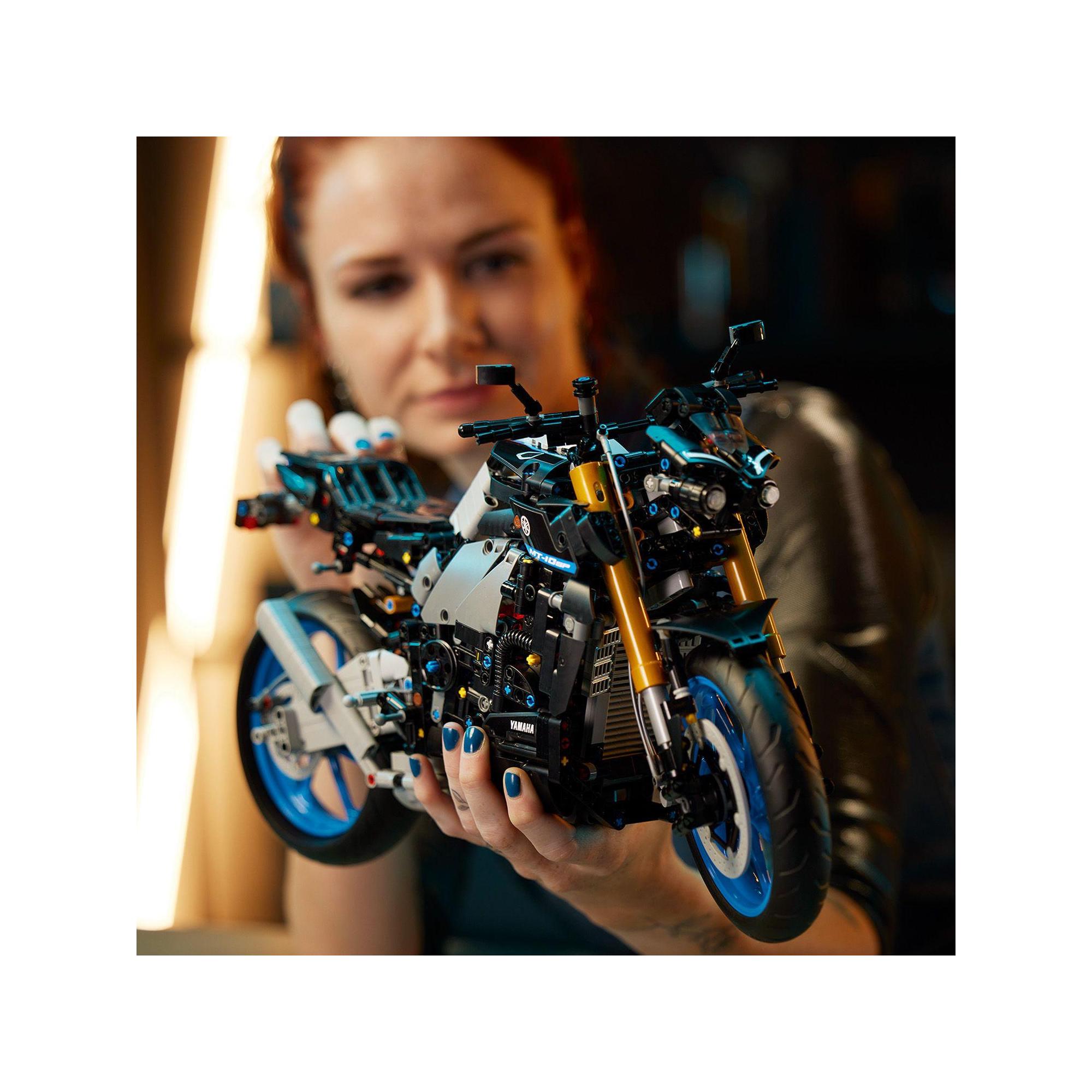 LEGO® TECHNIC 42159 Yamaha MT-10 SP