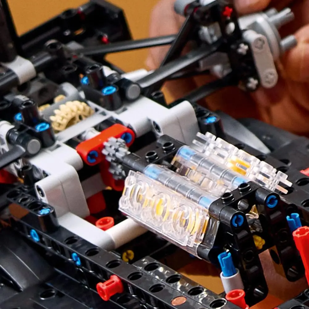 LEGO® TECHNIC 42171 Mercedes-AMG F1 W14 E Performance