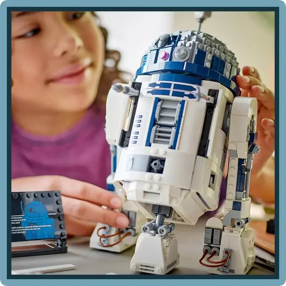 LEGO® Star Wars™ 75379 R2-D2 - poškozený box