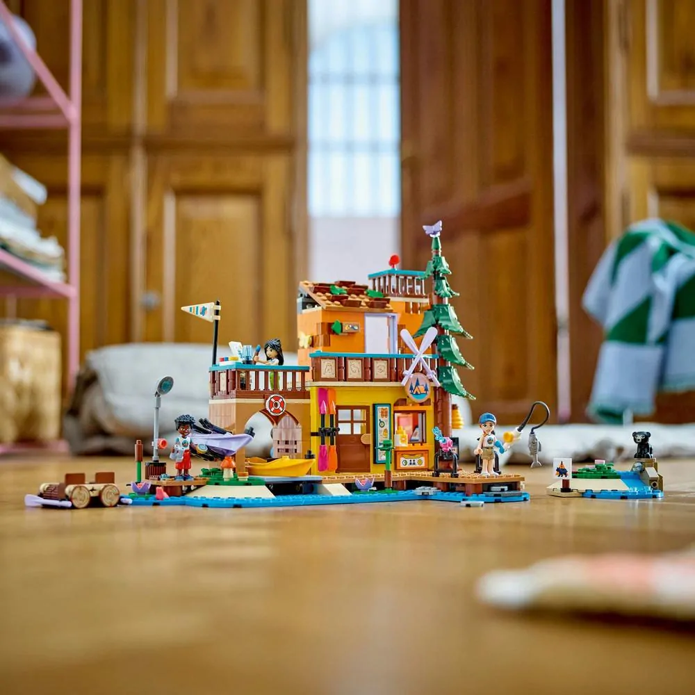 LEGO® Friends 42626 Dobrodružný tábor s vodními sporty - protržená krabice