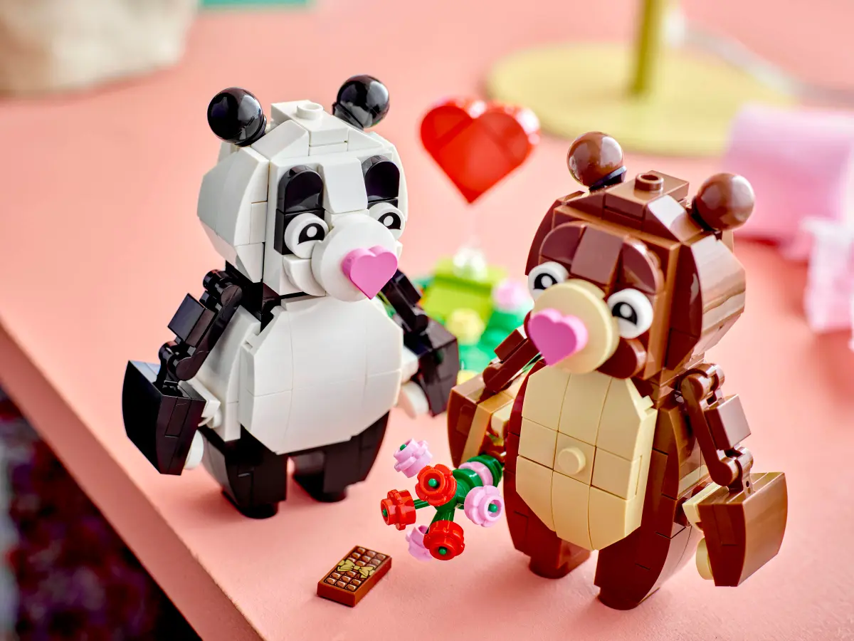 LEGO® Iconic 40821 Zamilovaní medvědi