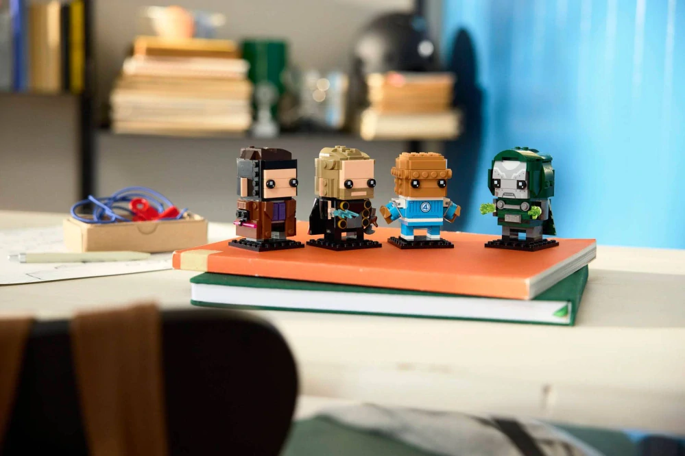 LEGO® BrickHeadz™ 40880 Avengers: Doomsday: Hrdinové a padouch