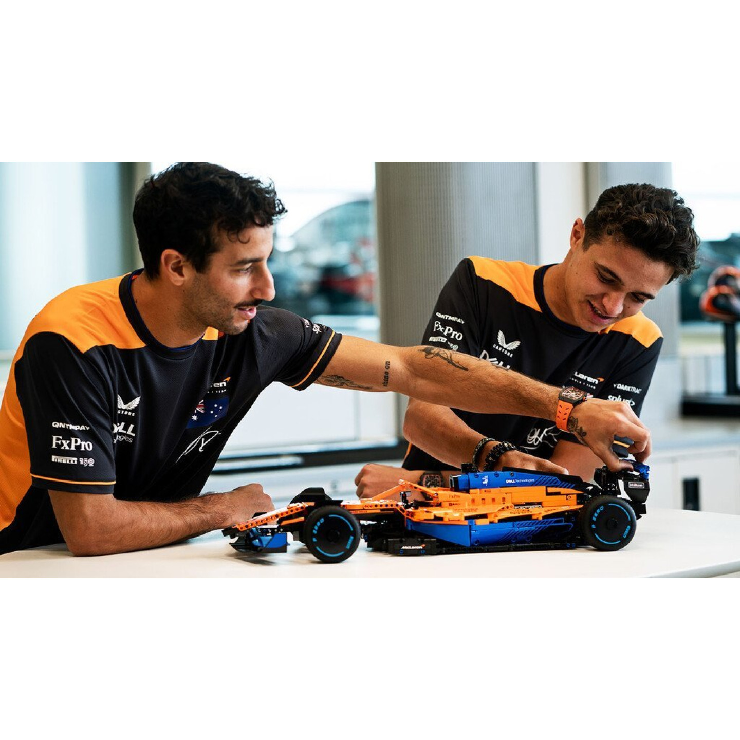 LEGO® TECHNIC 42141 Závodní auto McLaren Formule 1