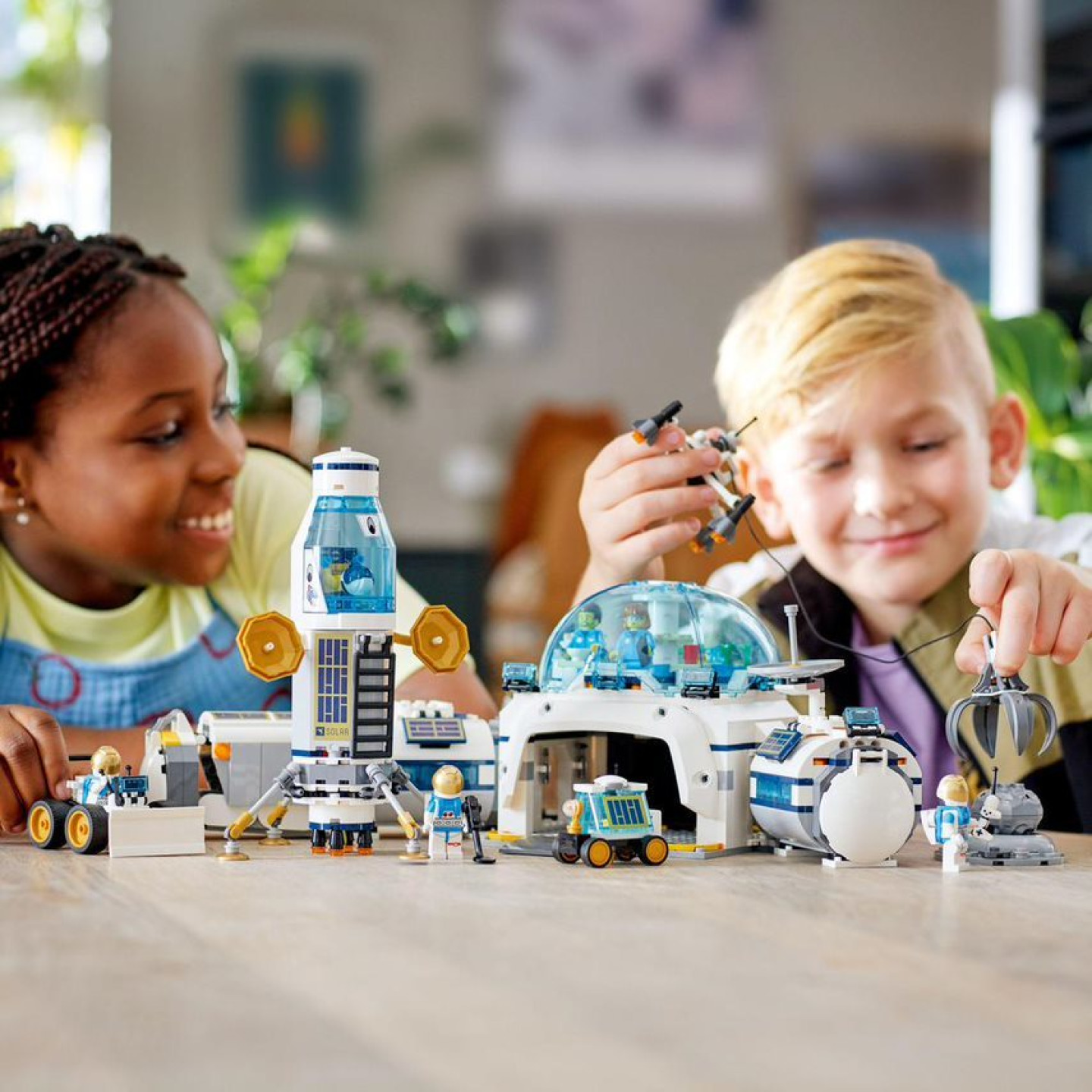 LEGO® CITY 60350 Lunární výzkumná stanice