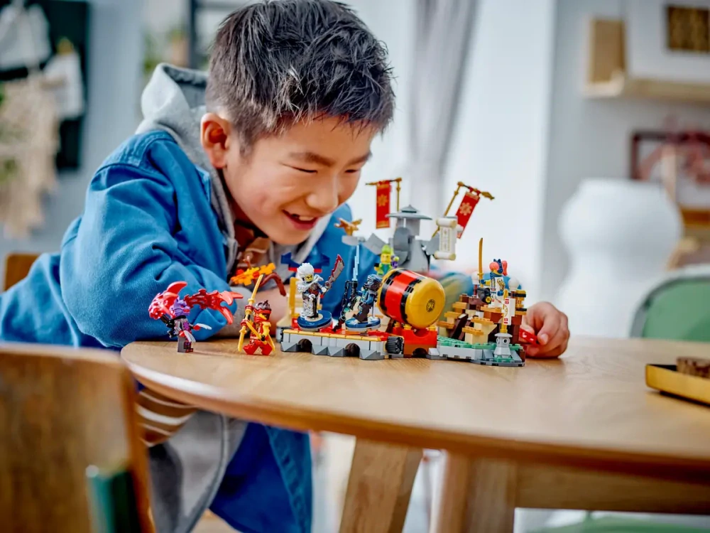 LEGO® NINJAGO® 71818 Turnajová bitevní aréna