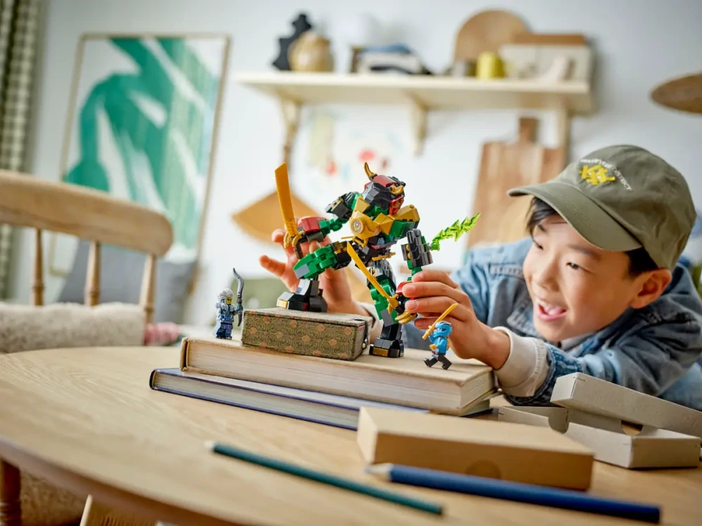 LEGO® NINJAGO 71817 Lloydův robot živelné síly