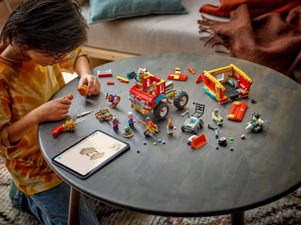 LEGO® Monkie Kid™ 80055 Výkonná dodávka týmu Monkie Kida