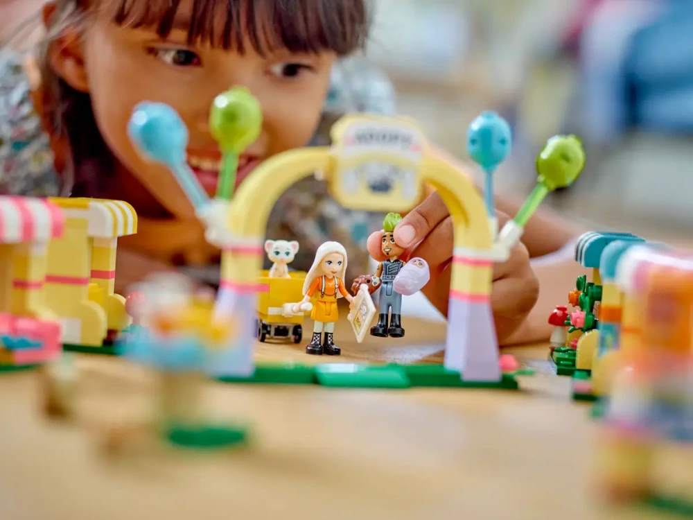 LEGO® Friends 42615 Den adopce mazlíčků