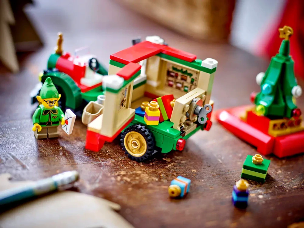 LEGO® 40746 Santův kamion
