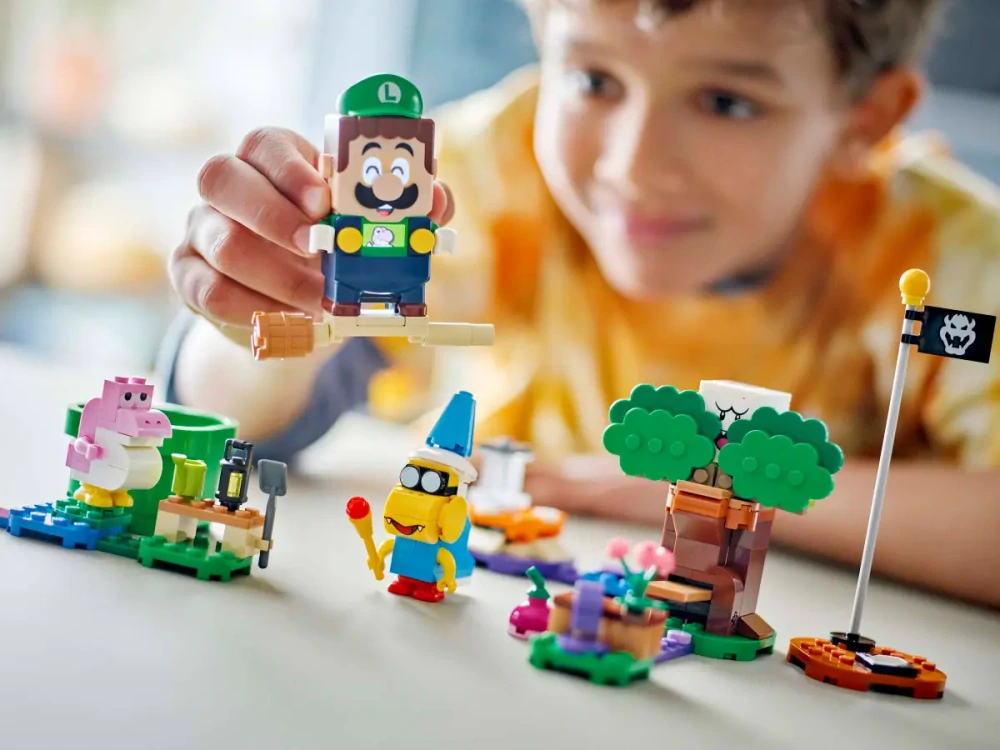 LEGO® Super Mario™ 71440 Luigi™ a dobrodružství