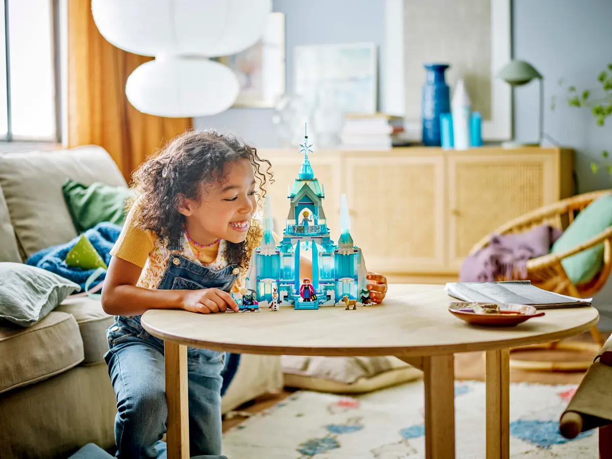 LEGO® Disney Princess™ 43244 Elsa a její ledový palác
