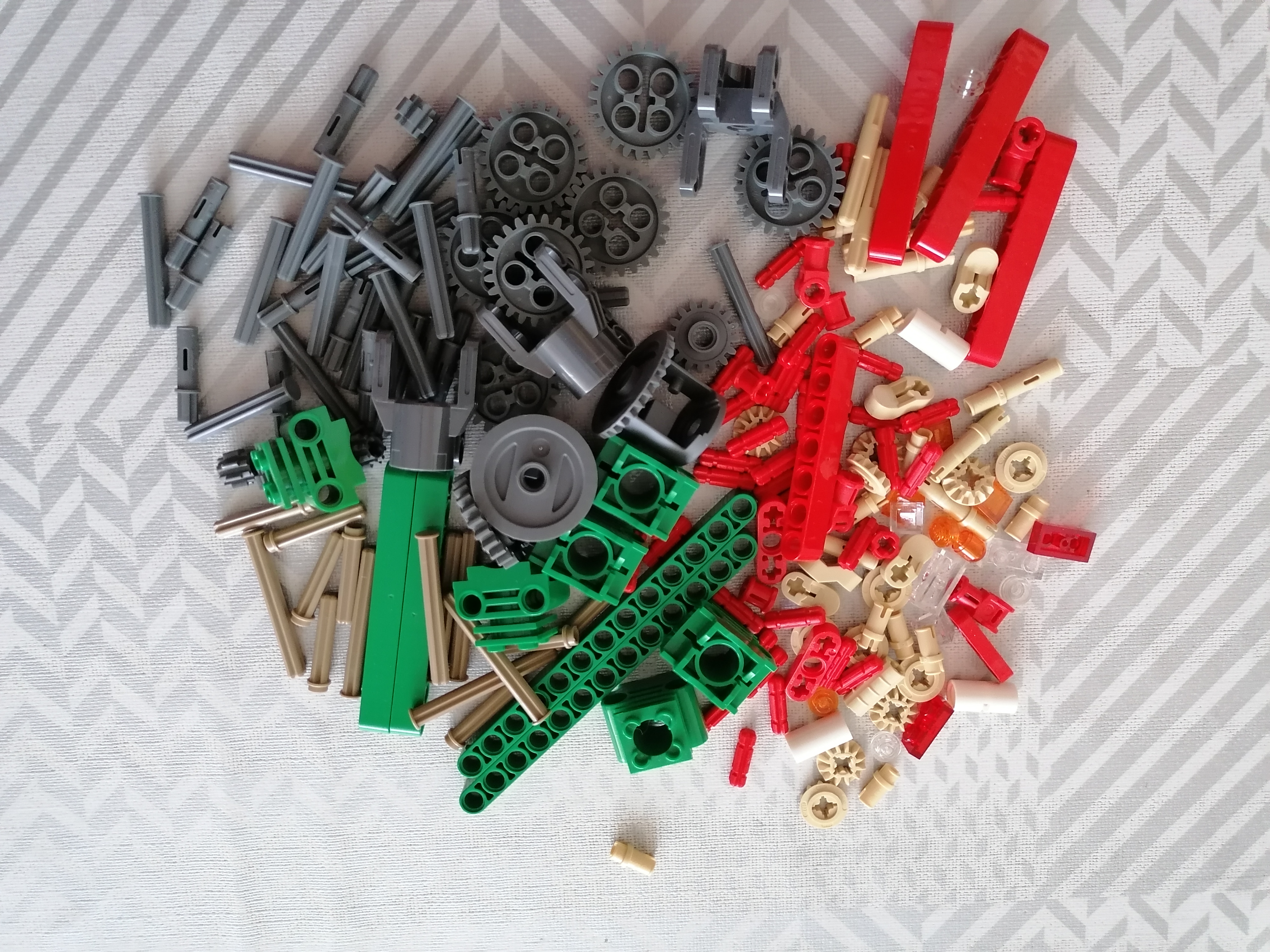 LEGO TECHNIC 42030 VOLVO L350F Kolový nakladač na dálkové ovládání - rozebraný, použitý