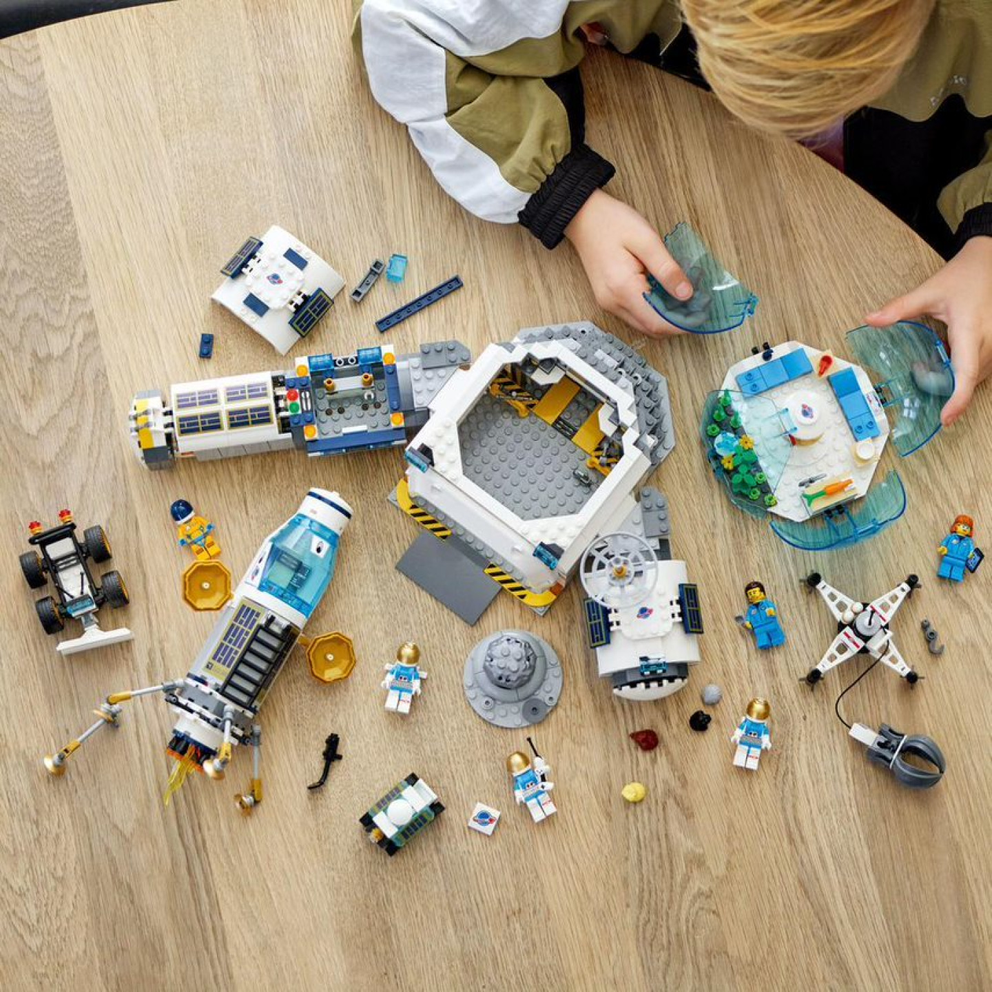 LEGO® CITY 60350 Lunární výzkumná stanice