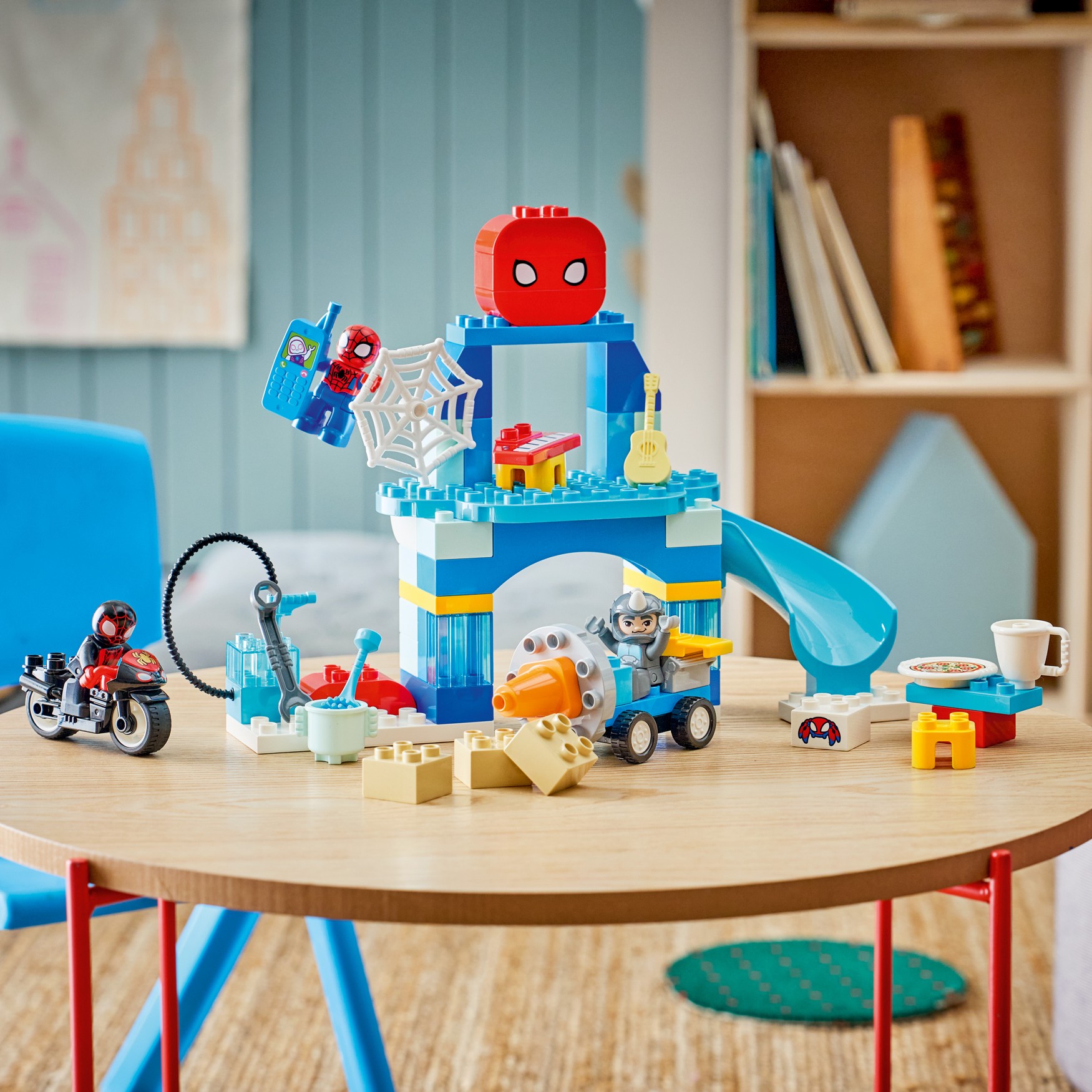 LEGO® Marvel 10464 Spideyho tým a pavoučí základna